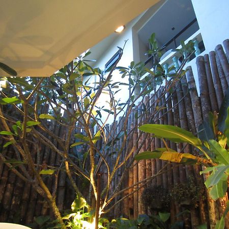 The Wave Hotel Patong Sha Phuket Extérieur photo