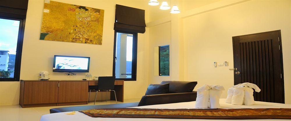 The Wave Hotel Patong Sha Phuket Extérieur photo