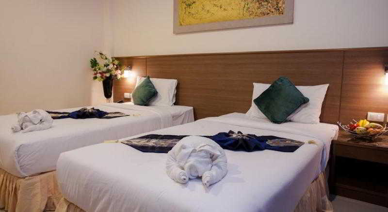 The Wave Hotel Patong Sha Phuket Extérieur photo